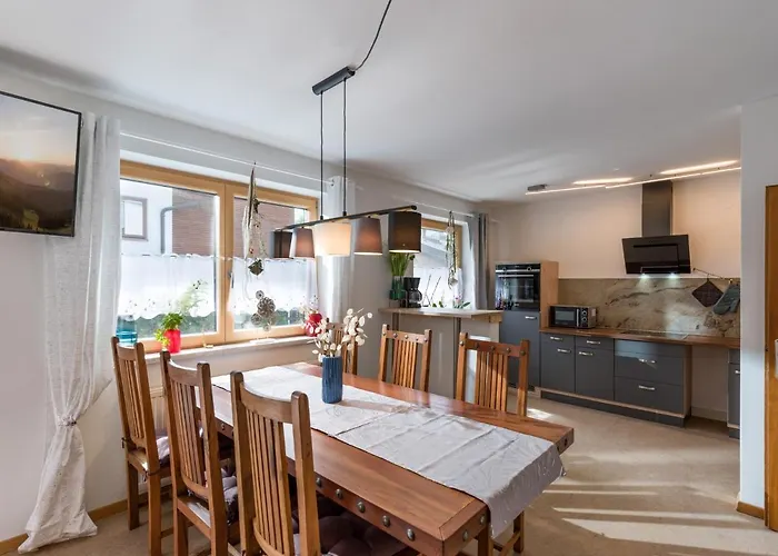 Haus Yvonne هوبفغراتن إم بريكسنتال